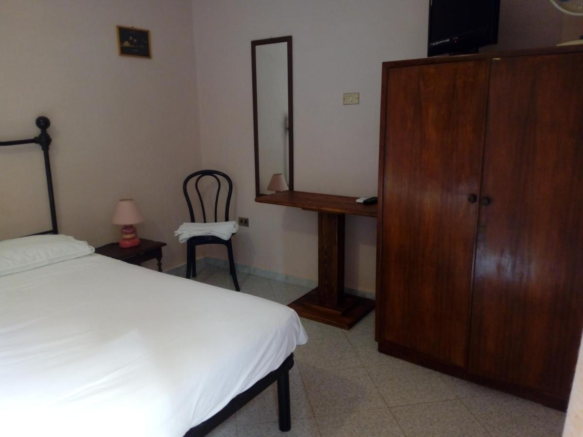 Il Cactus Bed & Breakfast San Giovanni Incarico Eksteriør bilde